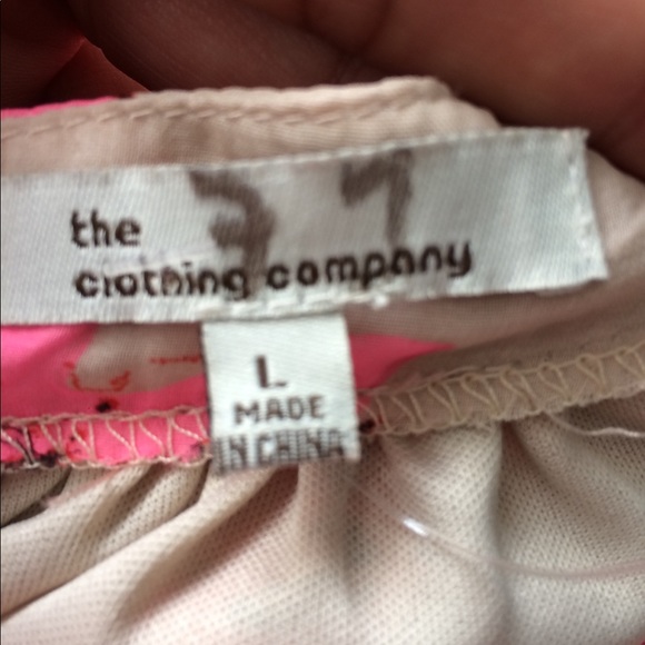 The clothing company pink floral romper - Picture 4 of 4